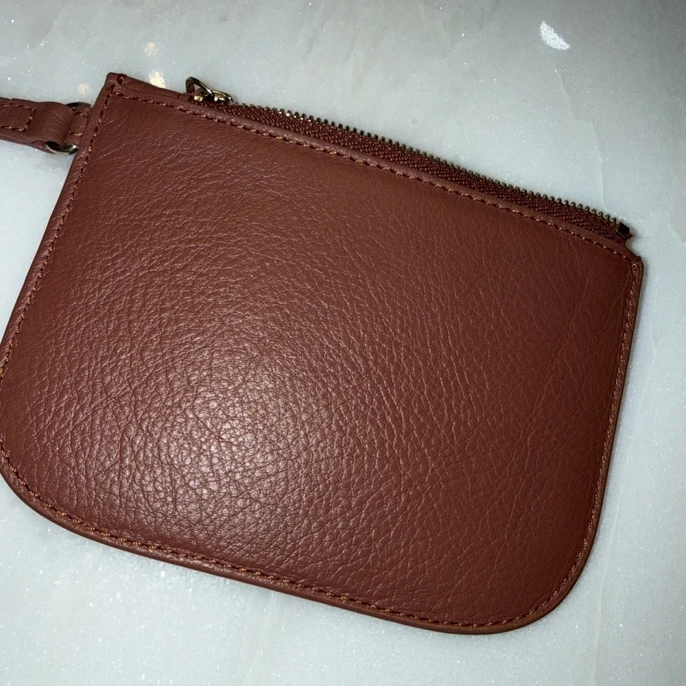 Sézane Pouchette Pebbled Brown Cow Skin Leather Zip Card Wallet 5.5